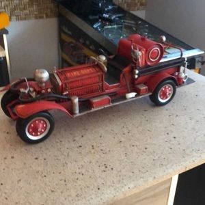 1920s Style Display Tin Fire Engine